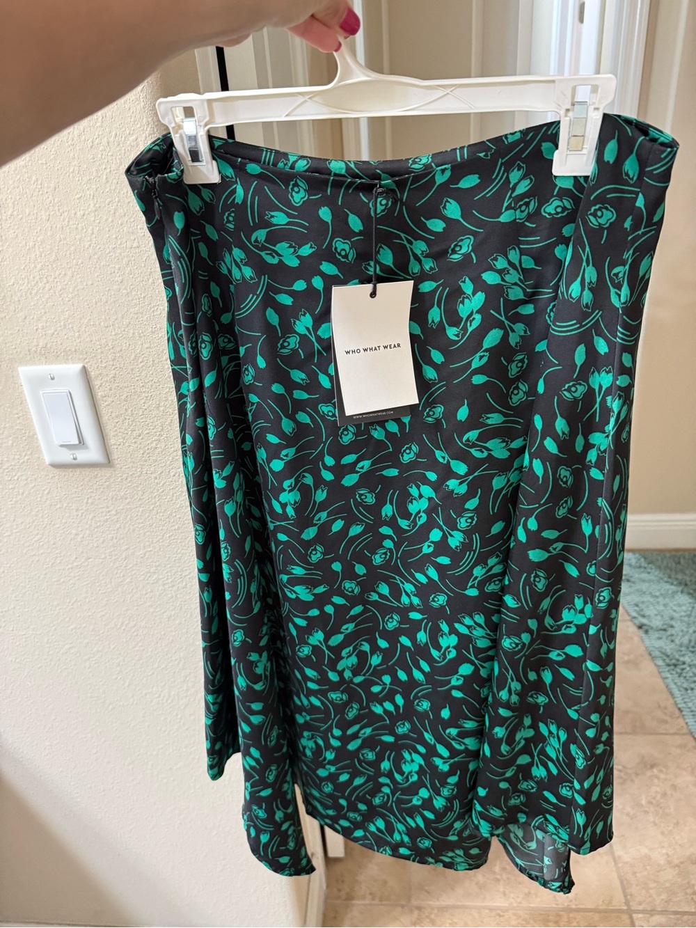 Who What Wear Black Skirt with Green Floral Print